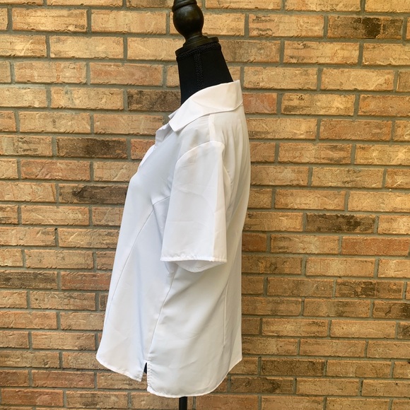 Notations White Short-sleeve Button-up Blouse - Picture 2 of 3